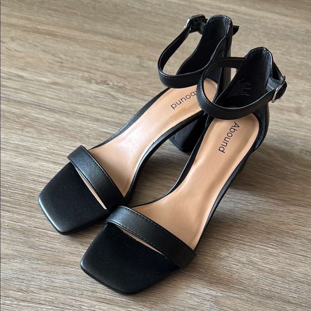 Abound Elegant Black Heeled Sandals